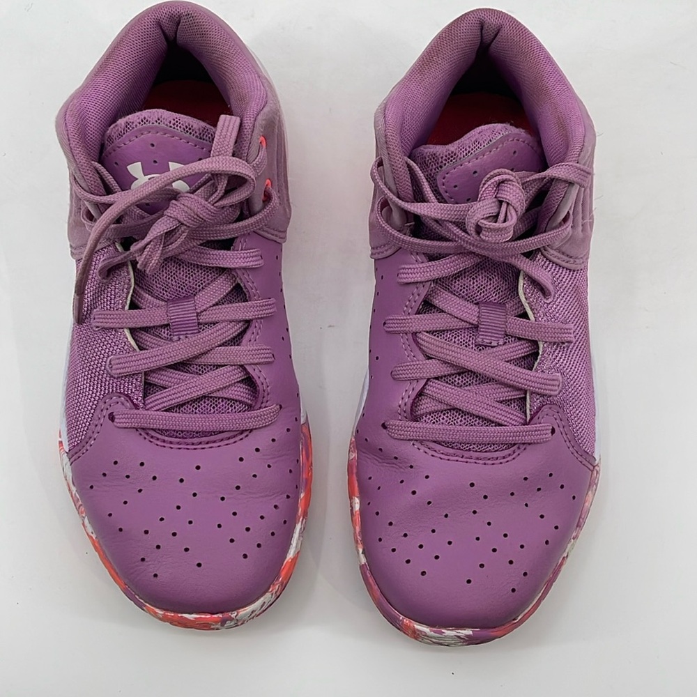 UNDER ARMOUR SIZE 3 YOUTH HIGHTOPS, GOOD CONDITION, PREOWNED